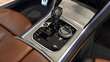 BMW Seria 8 II M Coupe 4.4 M850i 530KM 2018 BMW Seria 8 4.4 Benzyna 530KM, zdjęcie 35