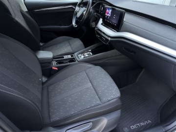 Skoda Octavia IV Liftback 2.0 TDI SCR 200KM 2022 Skoda Octavia 2.0TDI 200KM 4x4 Style DSG l LED Mat, zdjęcie 6