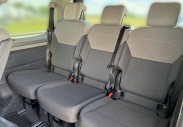 Volkswagen Multivan T7 Van L1 2.0 TDI 150KM 2022 Volkswagen Multivan 2.0 TDI 150KM DSG LIFE Hak holowniczy LED Matrix 2.0, zdjęcie 11