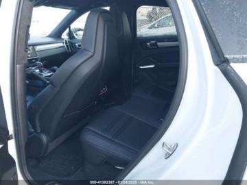 Porsche Cayenne III 2021 Porsche Cayenne E-Hybrid Turbo S 2021 4.0l 4.0 Hybryda 541KM, zdjęcie 10