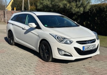 Hyundai i40 Kombi 2.0 GDI 177KM 2013 Hyundai i40 2,0 177KM Bi-xenon Park-Ass NAVI Climatronic Serwis Bezwypadko, zdjęcie 6