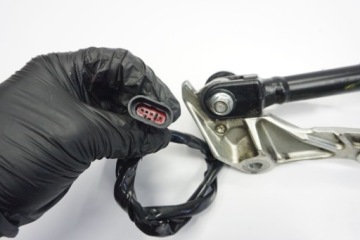 DUCATI MONSTER 937 21- БОКОВАЯ СТОЙКА + ДАТЧИК