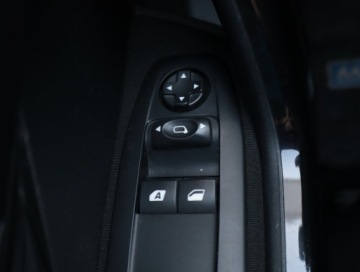 Peugeot 208 I Hatchback 3d 1.2 VTI 82KM 2012 Peugeot 208 1.2 PureTech, Salon Polska, zdjęcie 14