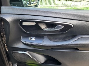 Mercedes Klasa V W447 Ekstra Długi 250 BlueTEC 190KM 2015 MERCEDES-BENZ V 250 d 2.1l diesel 190KM * Avantgarde * Bezwypadkowy * ASO, zdjęcie 38