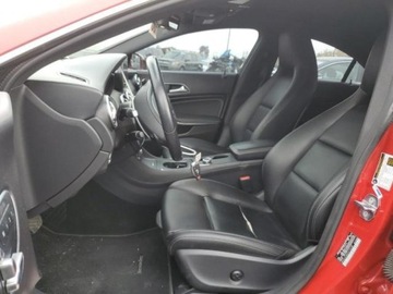Mercedes CLA C118/X118 2019 Mercedes-Benz CLA 2019, 2.0L, 4x4, po gradobiciu, zdjęcie 6