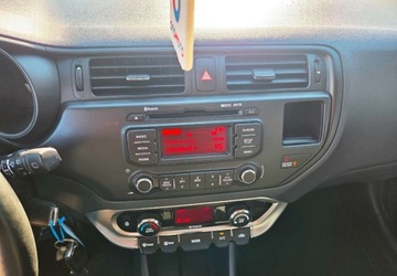 Kia Rio III Hatchback 3d 1.2 DOHC CVVT 85KM 2013 Kia Rio 1,3 Ben 86 km 1.2 Benzyna 86KM, zdjęcie 9