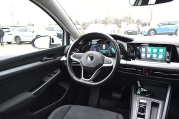 Volkswagen Golf VIII Variant 2.0 TDI 150KM 2022 Volkswagen Golf SalonPL TDI 150KM DSG Pakiety SideAssist Czujniki ACC ALU, zdjęcie 10