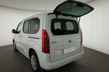 Toyota 2024 Toyota ProAce City Verso 1.5 D-4D, Salon Polska, zdjęcie 8