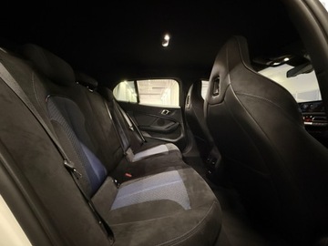 BMW Seria 1 F40 Hatchback M 2.0 M135i 306KM 2022 BMW 135 M xDrive * Polski Salon * FV 23% * Bezwypa, zdjęcie 29
