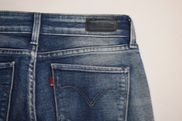 538) DAMSKIE JEANSY LEVI'S ROZ.W24/L32