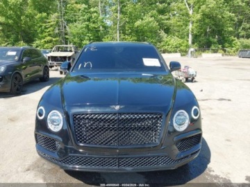 Bentley Bentayga 2017 Bentley Bentayga W12 First Edition 2017 6.0 Benzyna 600KM, zdjęcie 7