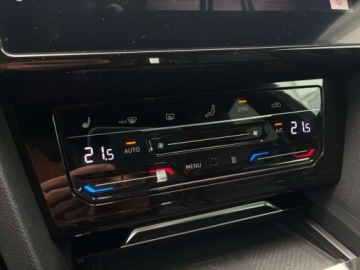 Volkswagen Arteon Fastback Facelifting 2.0 TDI 200KM 2023 Volkswagen Arteon 2.0 TDI 200KM R-Line DSG Kamera360 Hak Panorama Harman D, zdjęcie 23