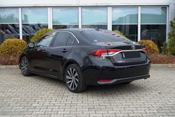 Toyota Corolla XII Sedan 1.5 VVT-i 125KM 2022 Toyota Corolla CarPlayAA, kamera, podgrzewane fotele, 1rej. 2023, klima 2s, zdjęcie 2