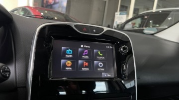 Renault Clio IV Grandtour  0.9 ENERGY Tce 90KM 2015 Renault Clio Renault Clio 0.9 TCe Nawigacja Benzyna 90KM, zdjęcie 8