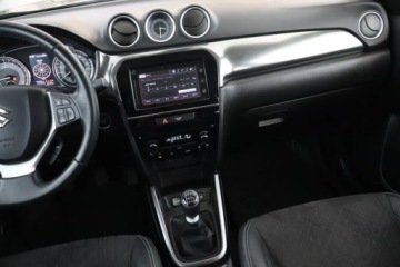 Suzuki Vitara III SUV 1.4 BOOSTERJET 140KM 2018 Suzuki Vitara 1.4 BoosterJet, Salon Polska, zdjęcie 7