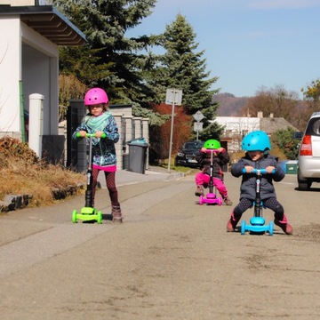 Kask na rolki, deskorolkę, WORKER Neonik Różowy M