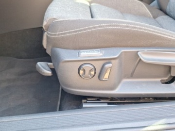 Volkswagen Passat B8 Variant Facelifting 1.5 TSI EVO 150KM 2022 Volkswagen Passat VW Passat 1.5 TSI Evo Business DSG IQ Drive pakiet Comfo, zdjęcie 29