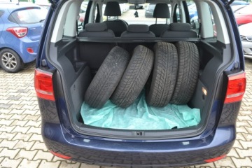 Volkswagen Touran II 1.6 TDI 105KM 2013 Volkswagen Touran z Niemiec,Opłacony, zdjęcie 11