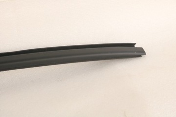 OPEL VIVARO B TRAFIC III НАКЛАДКА ВЕТРОВОГО СТЕКЛА СПРАВА