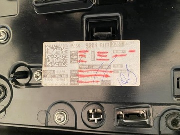 JAGUAR F-PACE X761 LIFT 2021 PRAWA TAPICERKA BOCZEK DRZWI TYŁ MERIDIAN