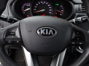 Kia Rio III Sedan 1.2 DOHC CVVT 85KM 2013 Kia Rio 1.25 CVVT, Salon Polska, Serwis ASO, zdjęcie 14