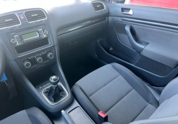 Volkswagen Golf VI Variant 1.2 TSI 105KM 2011 Volkswagen Golf Variant 1.2Turbo 105KM 6Bieg.Klima ALU 2xParktr.Temp.Kurty, zdjęcie 17