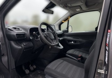 Opel Combo E Kombivan 1.5 Diesel 102KM 2021 Opel Combo Combo Life XL 102 KM Do przewozu osob niepelnosprawnych 1.5, zdjęcie 15