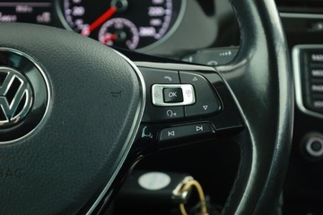 Volkswagen Golf VII Variant 2.0 TDI CR DPF BlueMotion Technology 150KM 2015 VW Golf 2.0 TDI, Salon Polska, Navi, Xenon, zdjęcie 15