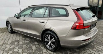 Volvo V60 II  Kombi 2.0 D3 150KM 2020 Volvo V60 Automat Virtualny kokpit Faktura VAT23 2.0 Diesel 150KM, zdjęcie 6