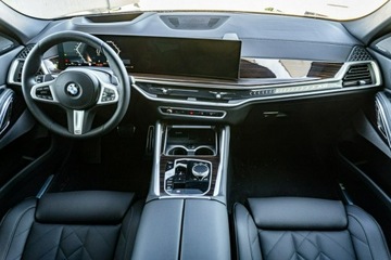 BMW X6 G06 SUV Facelifting 3.0 30d 298KM 2025 BMW X6 xDrive30d, Dostępny od ręki!, zdjęcie 17