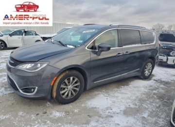 Chrysler Pacifica II 2018 Chrysler Pacifica Touring L Plus 2018 3.6 Benzyna 287KM