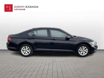 Volkswagen Passat B8 Limousine Facelifting 1.5 TSI EVO 150KM 2021 Volkswagen Passat 1.5 Benzyna 150KM, zdjęcie 5