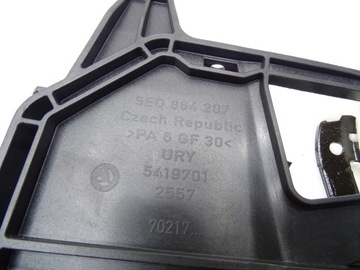 LOKETNÍ OPĚRKA CENTRÁLNÍ TUNELU KŮŽE SKODA OCTAVIA III 5E0864207