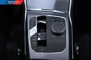 BMW Seria 3 G20-G21 Limuzyna 2.0 320i 184KM 2024 BMW Seria 3 320i xDriveFV23Adaptacyjne Reflektory LED 2.0 Benzyna 184KM, zdjęcie 12