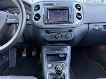 Volkswagen Tiguan I SUV Facelifting 2.0 TDI CR DPF BlueMotion 110KM 2015 Volkswagen Tiguan Lounge*Panorama*Navi*, zdjęcie 17