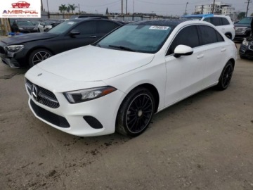 Mercedes Klasa A W177/V177 2019 Mercedes-Benz Klasa A 220 2019 2.0 Benzyna 188KM