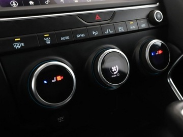 Jaguar E-Pace SUV 2.0 i4P 200KM 2018 Jaguar E-Pace P200 Automat AWD Panorama Navi, zdjęcie 26