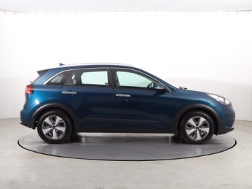 Kia Niro I Crossover 1.6 GDi Hybrid 141KM 2016 Kia Niro Hybrid, Salon Polska, Serwis ASO, zdjęcie 5