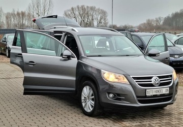 Volkswagen Tiguan I SUV 2.0 TDI CR DPF BlueMotion 140KM 2011 Volkswagen Tiguan 2,0 TDI CR 140KM 6-Biegow Klima 2.0 Diesel 140KM, zdjęcie 16