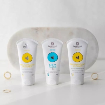 KREM NAWILŻAJĄCY DO TWARZY BOGATA KONSYSTENCJA BasicLab FAMILLIAS 75 ml