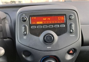 Toyota Aygo II Hatchback 3d Facelifting 1.0 VVT-i 72KM 2019 Toyota Aygo Toyota Aygo 1.0 VVT-i X Comfort 72KM 2019 Benzyna 72KM, zdjęcie 10