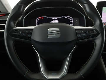 Seat Leon IV Sportstourer 1.5 eTSI (MHEV) 150KM 2021 Seat Leon DSG virtual cocpit navi LED czujniki, zdjęcie 20