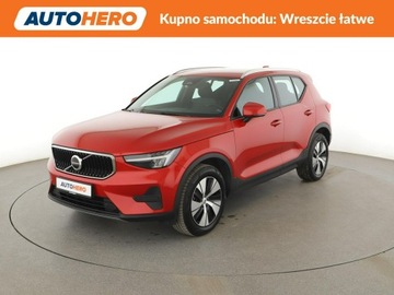 Volvo XC40 Crossover Facelifting 2.0 B3 163KM 2022 Volvo XC 40 FV23% automat B3 mHEV kamera navi LED