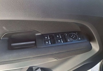 Volkswagen Amarok II 2025 Volkswagen Amarok Life 2.0 TDI 205 KM Automat 2.0 Diesel 205KM, zdjęcie 13