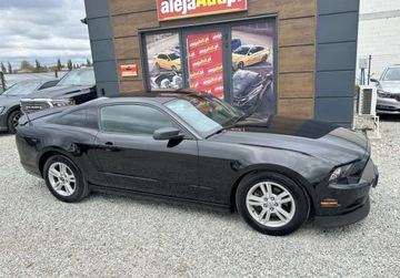 Ford Mustang VI 2014 Ford Mustang 3.7 V6 305 KM 2014r Warszawa 3.7 Benzyna 305KM