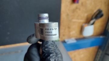 PŘÍVOD KLIMATIZACE VOLKSWAGEN OE 2Q0816721