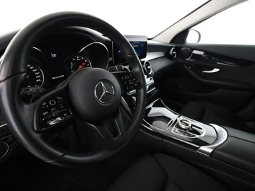 Mercedes Klasa C W205 Kabriolet Facelifting 1.5 200 184KM 2019 Mercedes C 200 FV23% mHEV automat full LED navi, zdjęcie 13