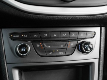 Opel Astra K Hatchback Facelifting 1.2 Turbo 145KM 2021 Opel Astra WD6827P#1.2 T Edition Podgrz.f I kier, zdjęcie 16