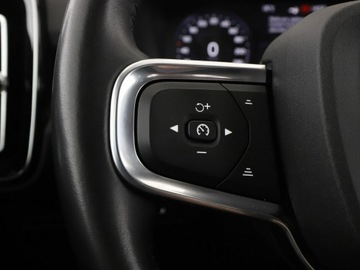 Volvo XC40 Crossover Plug-In 1.5 T5 Plug-in Hybrid 262KM 2020 Volvo XC 40 FV23% R-Design 261KM Automat Navi, zdjęcie 35