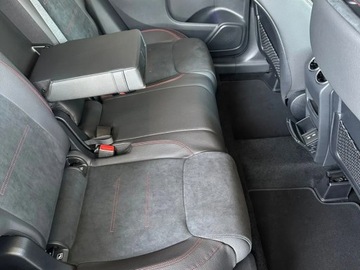 Mercedes GLB SUV 2.0 220d 190KM 2025 MERCEDES-BENZ GLB 220 d 4-Matic AMG Line 2.0 (190KM) 2025, zdjęcie 16